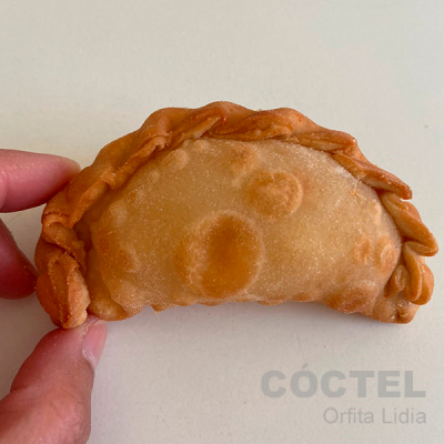 Empanada Quesos (horneada o frita)